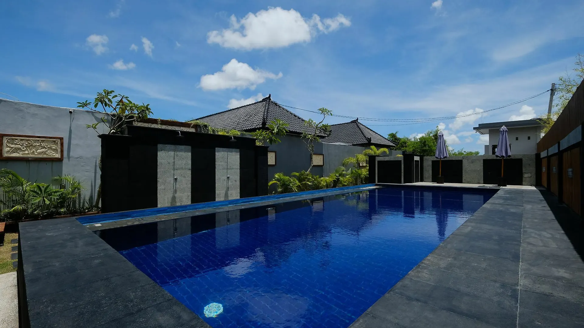 *** Guest house The Yogasari Seminyak Hotel Indonesia